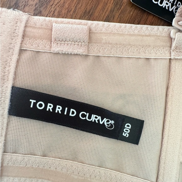 Torrid  Curve Womens Tan Push-Up Strapless Bra Size 50D NWT - Picture 5 of 10